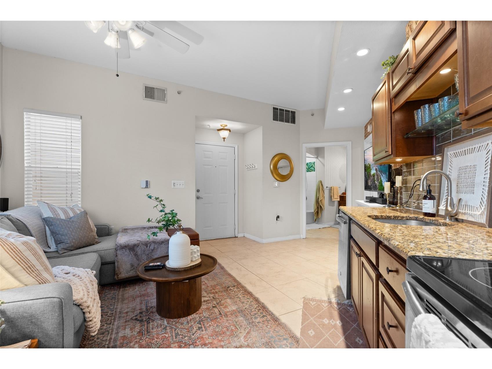 100 4th Avenue S #115 Saint Petersburg FL 33701 TB8505467 image7
