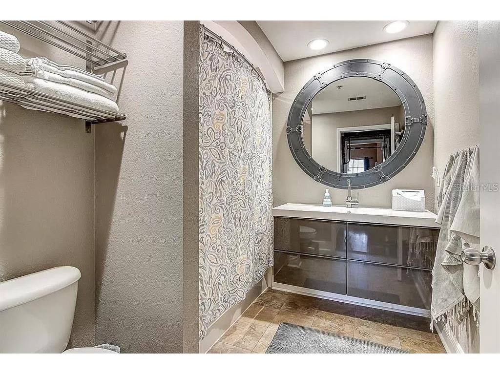 100 4th Avenue S #205 Saint Petersburg FL 33701 TB8310505 image10