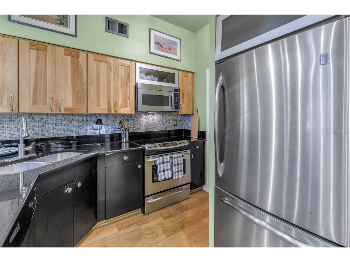 100 4th Avenue S #207 Saint Petersburg FL 33701 TB8364952 image9