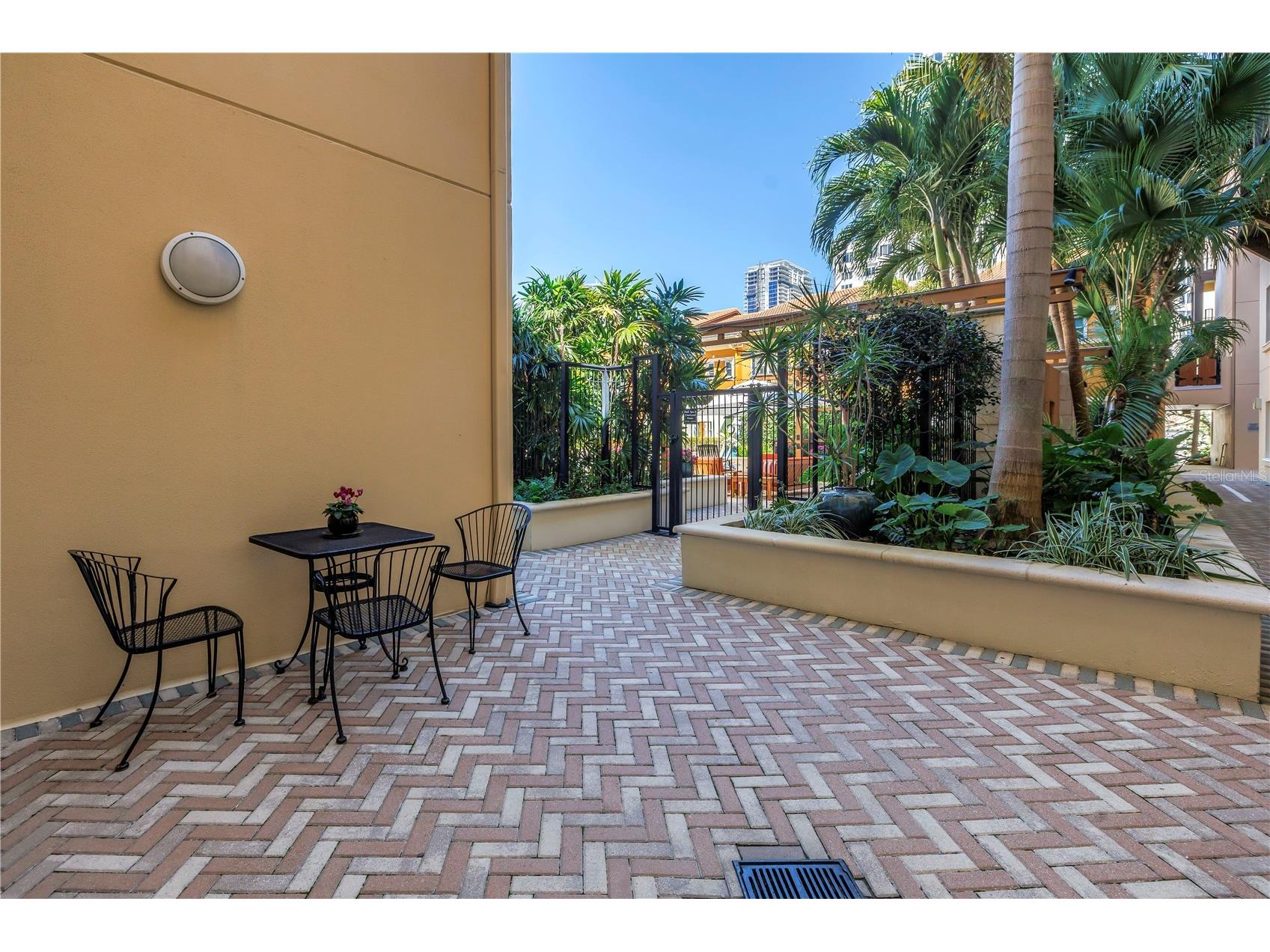 100 4th Avenue S #207 Saint Petersburg FL 33701 TB8494262 image55