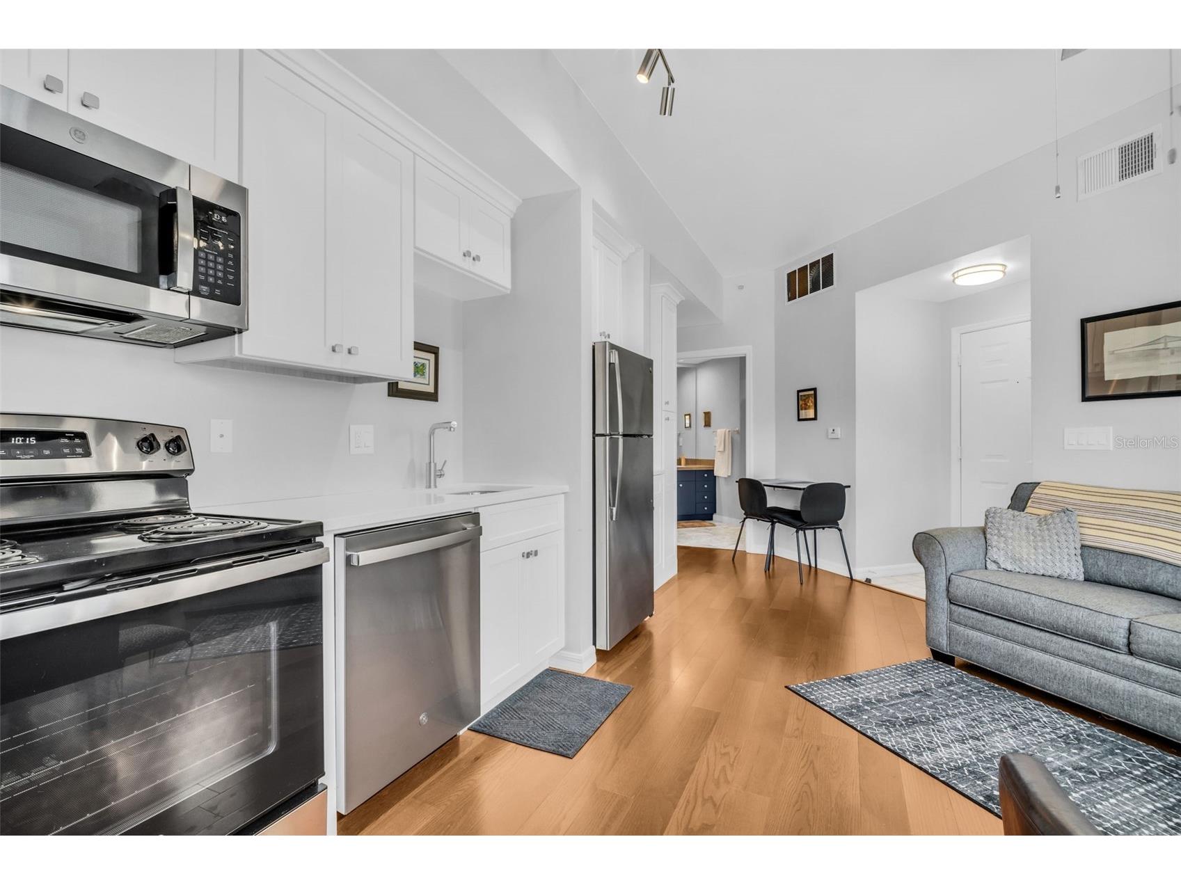 100 4th Avenue S #216 Saint Petersburg FL 33701 TB8507143 image4