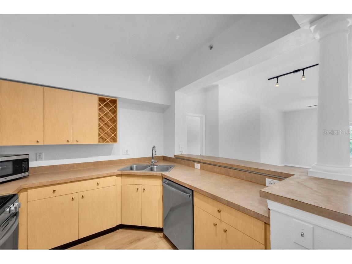 100 4th Avenue S #223 Saint Petersburg FL 33701 TB8432007 image12