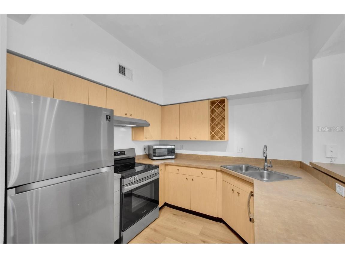 100 4th Avenue S #223 Saint Petersburg FL 33701 TB8432007 image13