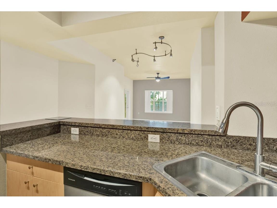 100 4th Avenue S #229 Saint Petersburg FL 33701 TB8415416 image10