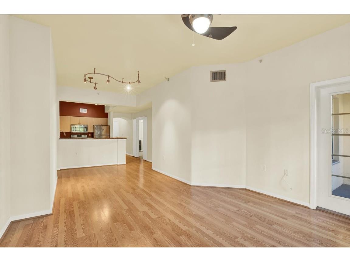 100 4th Avenue S #229 Saint Petersburg FL 33701 TB8415416 image6