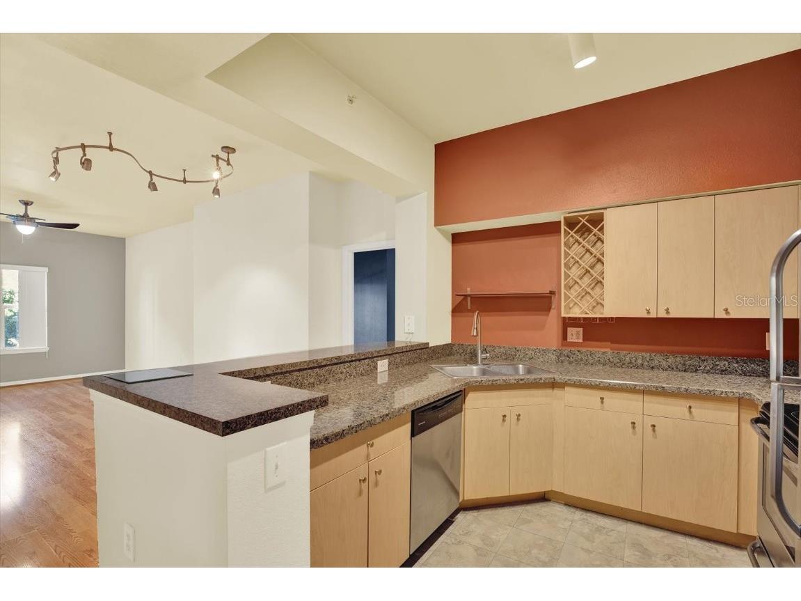 100 4th Avenue S #229 Saint Petersburg FL 33701 TB8415416 image9