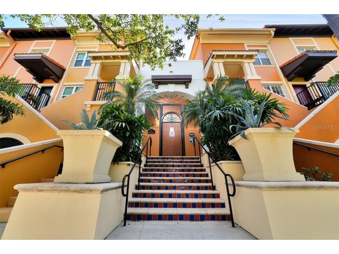 100 4th Avenue S #325 Saint Petersburg FL 33701 U8216005 image1