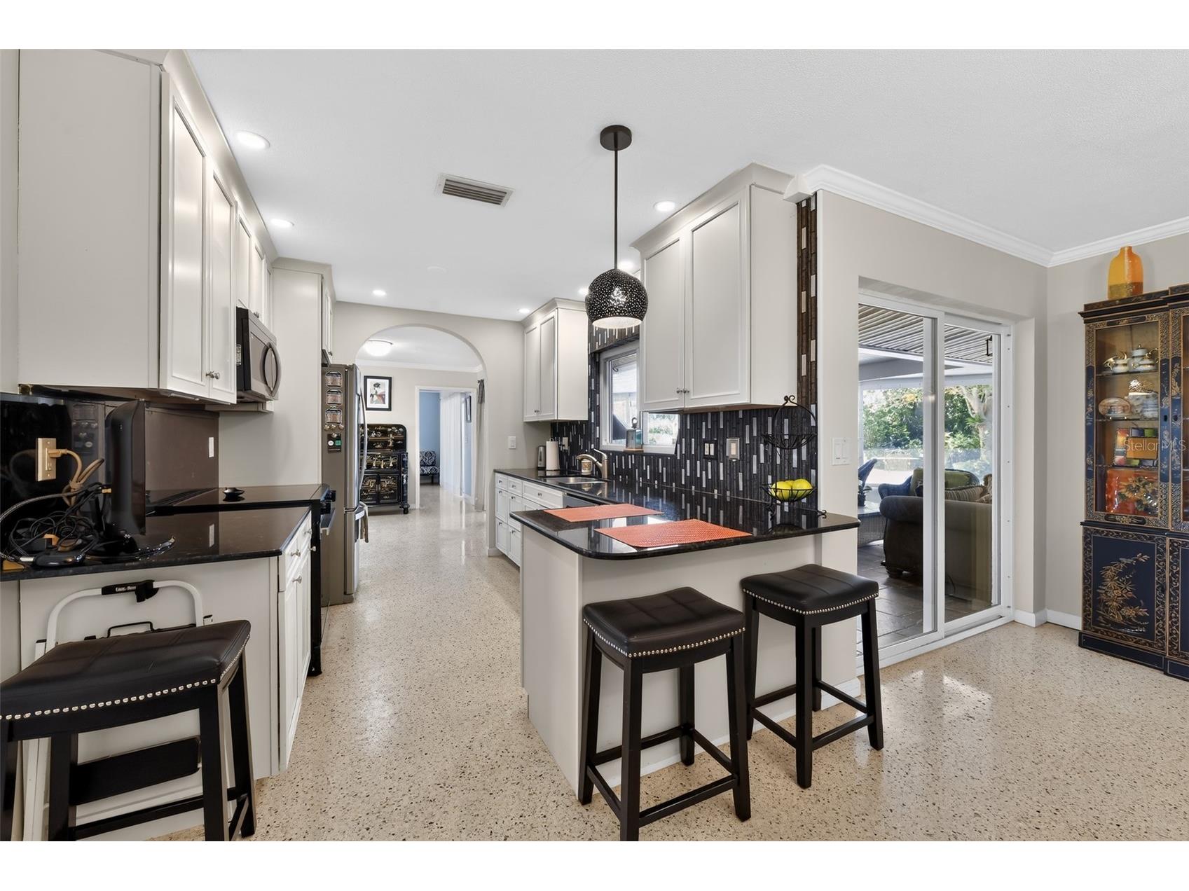 100 59th Avenue S Saint Petersburg FL 33705 O6420621 image16