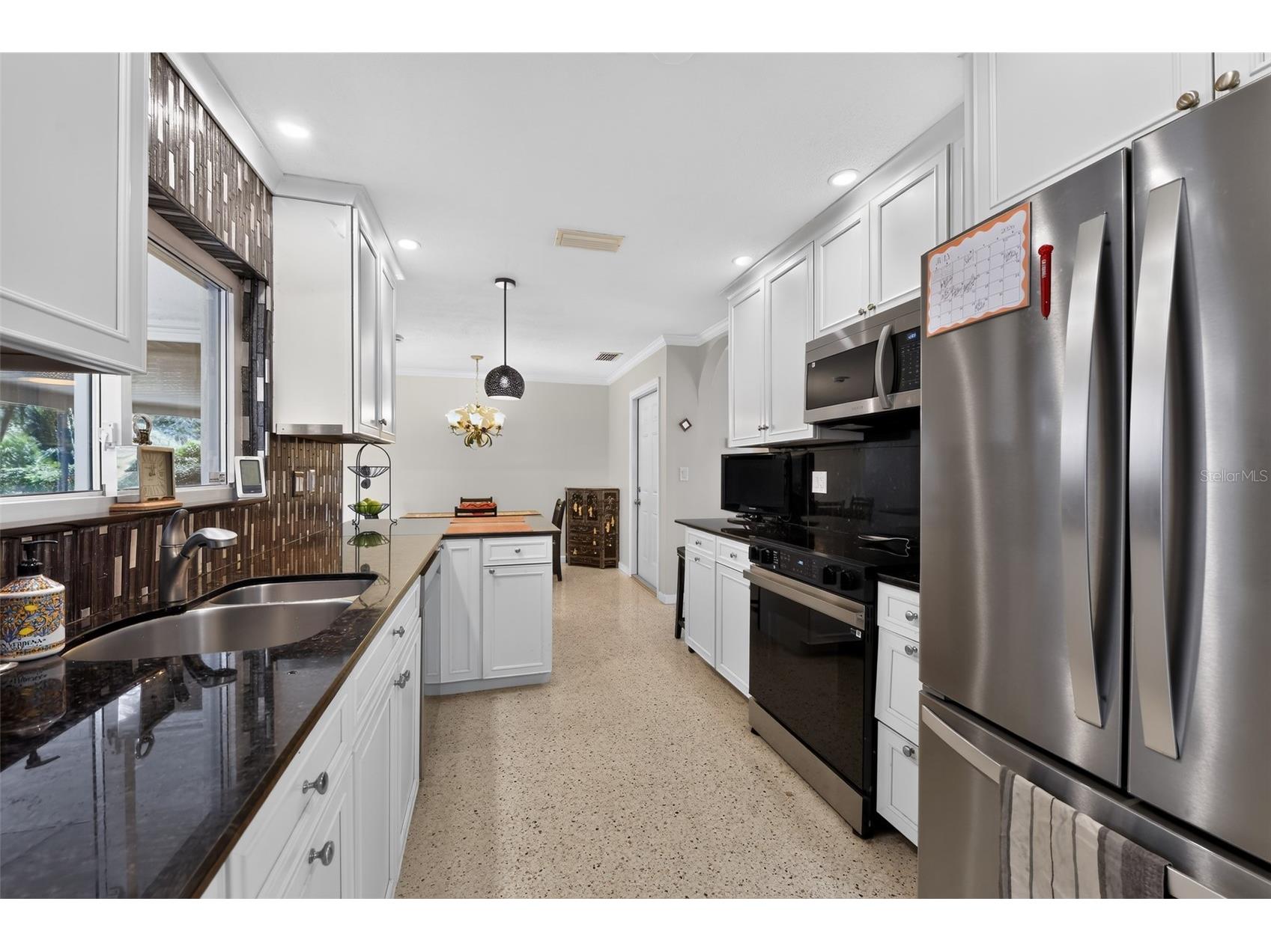 100 59th Avenue S Saint Petersburg FL 33705 O6420621 image17