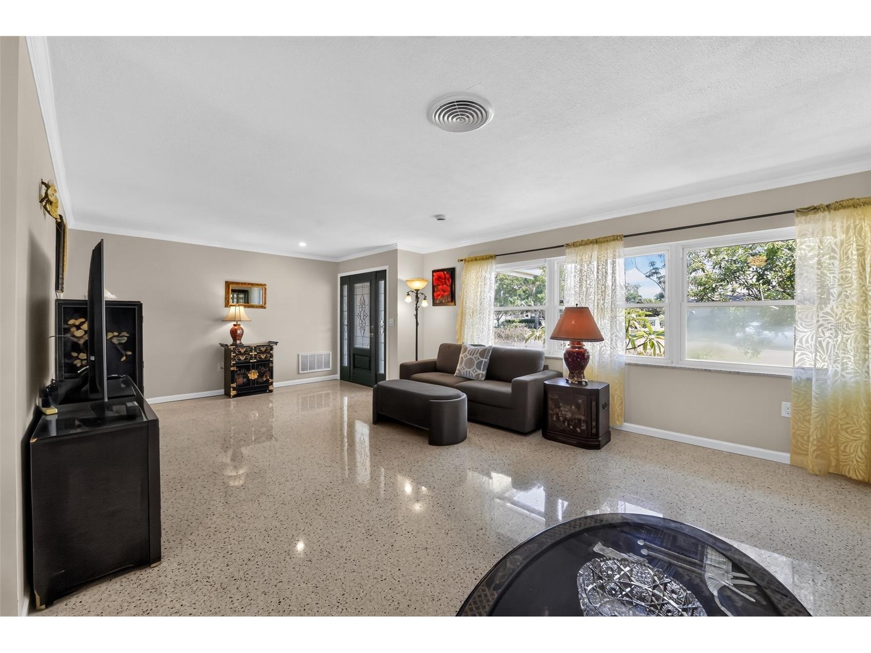 100 59th Avenue S Saint Petersburg FL 33705 O6420621 image9