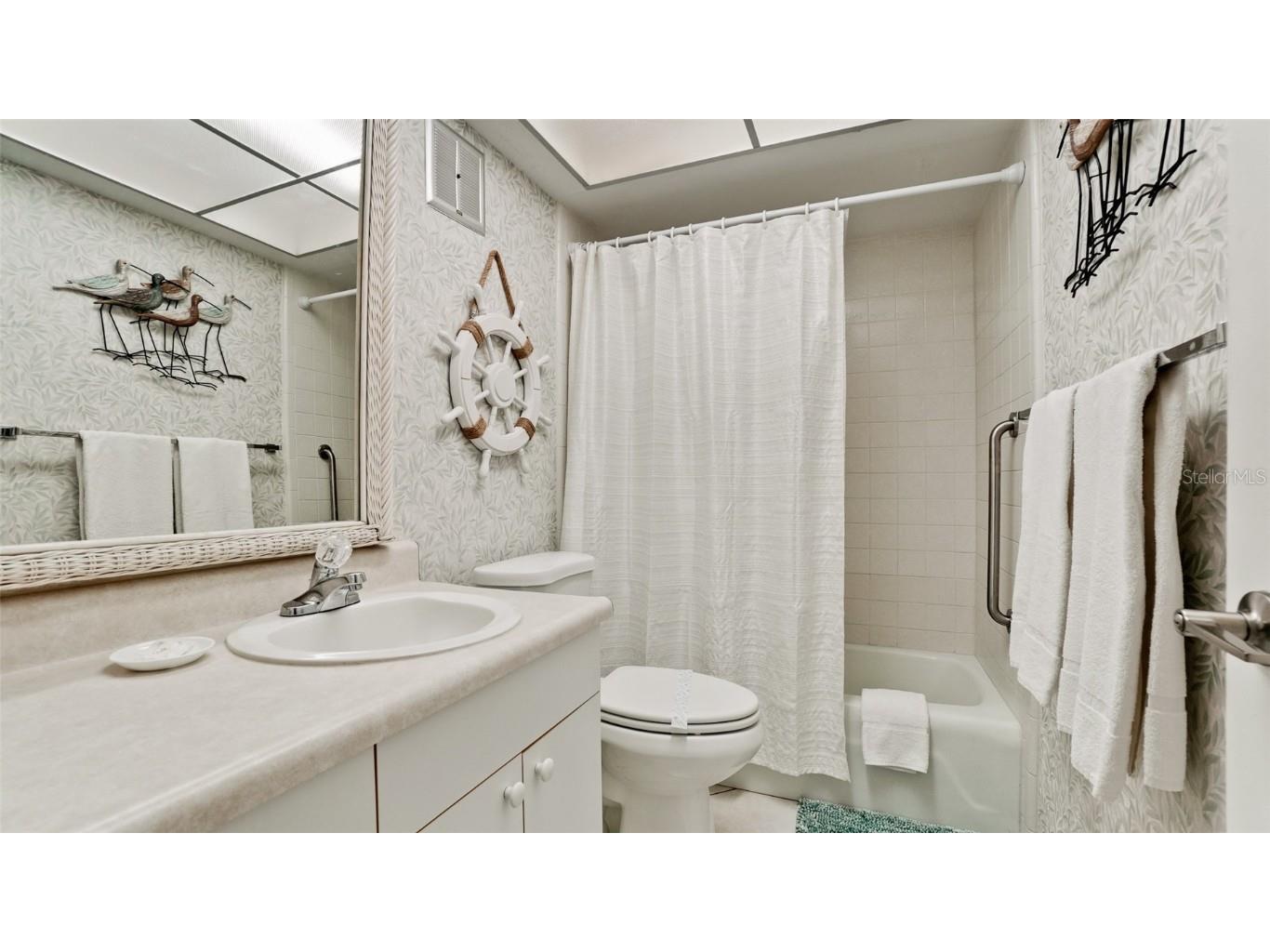 100 73rd Street #101C Holmes Beach FL 34217 - GULF OF MEXICO A4520360 image33