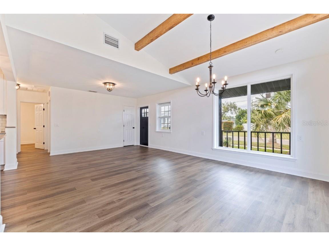 100 82nd Avenue N Saint Petersburg FL 33702 TB8443624 image17