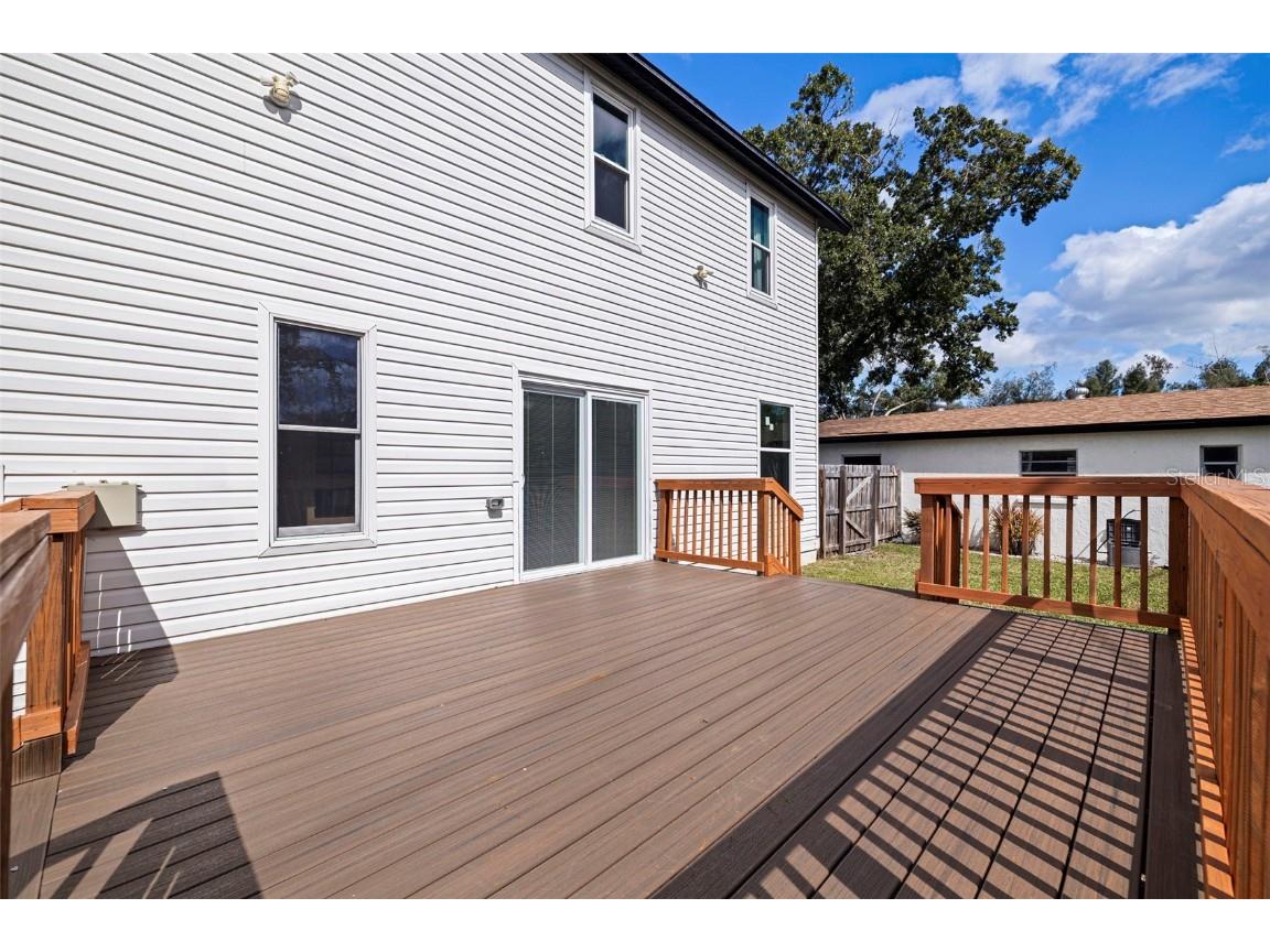 100 82nd Avenue N Saint Petersburg FL 33702 TB8443624 image32