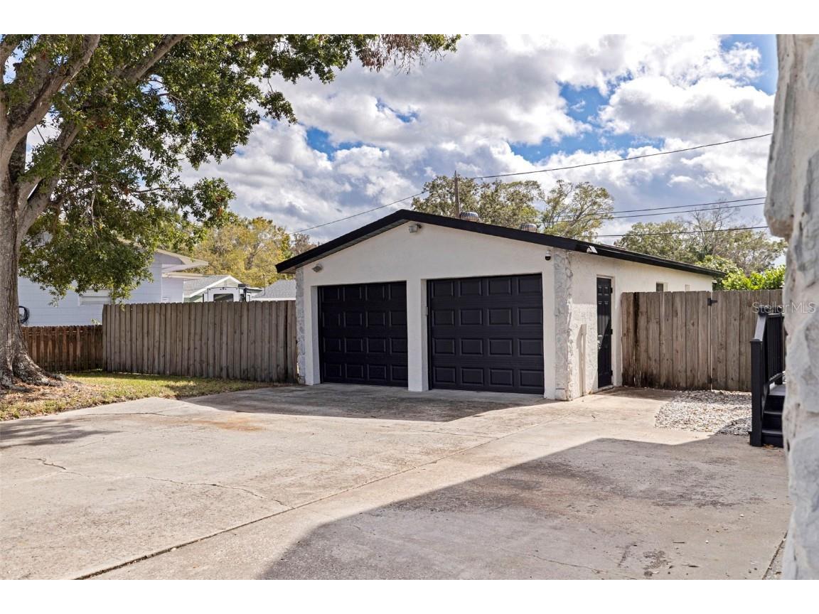 100 82nd Avenue N Saint Petersburg FL 33702 TB8443624 image47