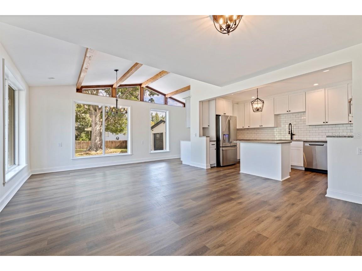 100 82nd Avenue N Saint Petersburg FL 33702 TB8443624 image9