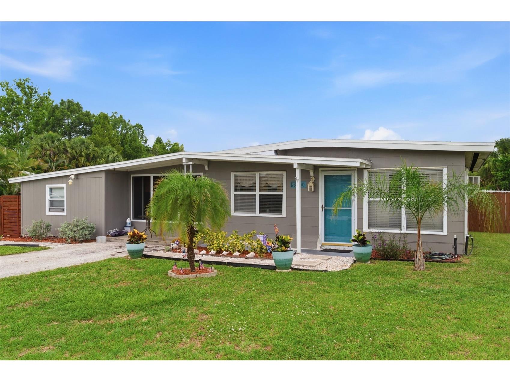 100 Avery Avenue Crystal Beach FL 34681 TB8513449 image1