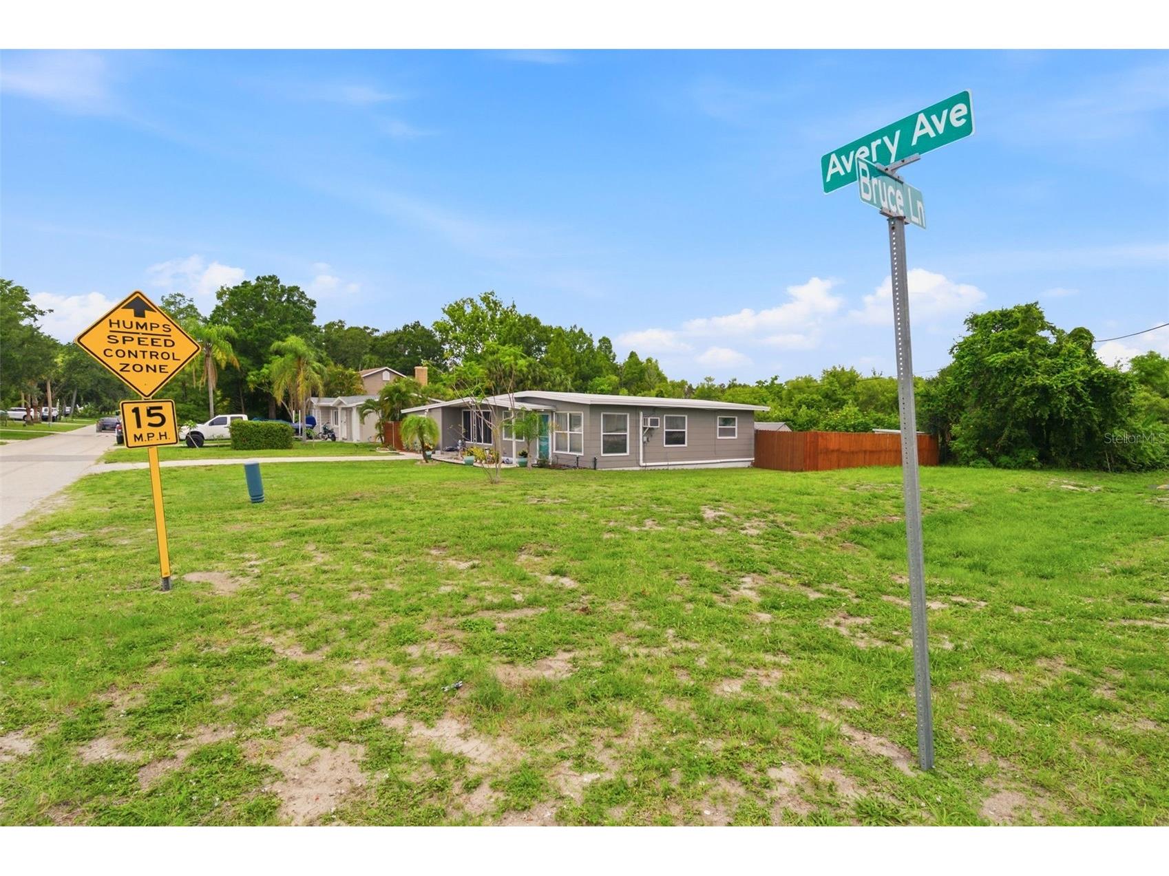 100 Avery Avenue Crystal Beach FL 34681 TB8513449 image3