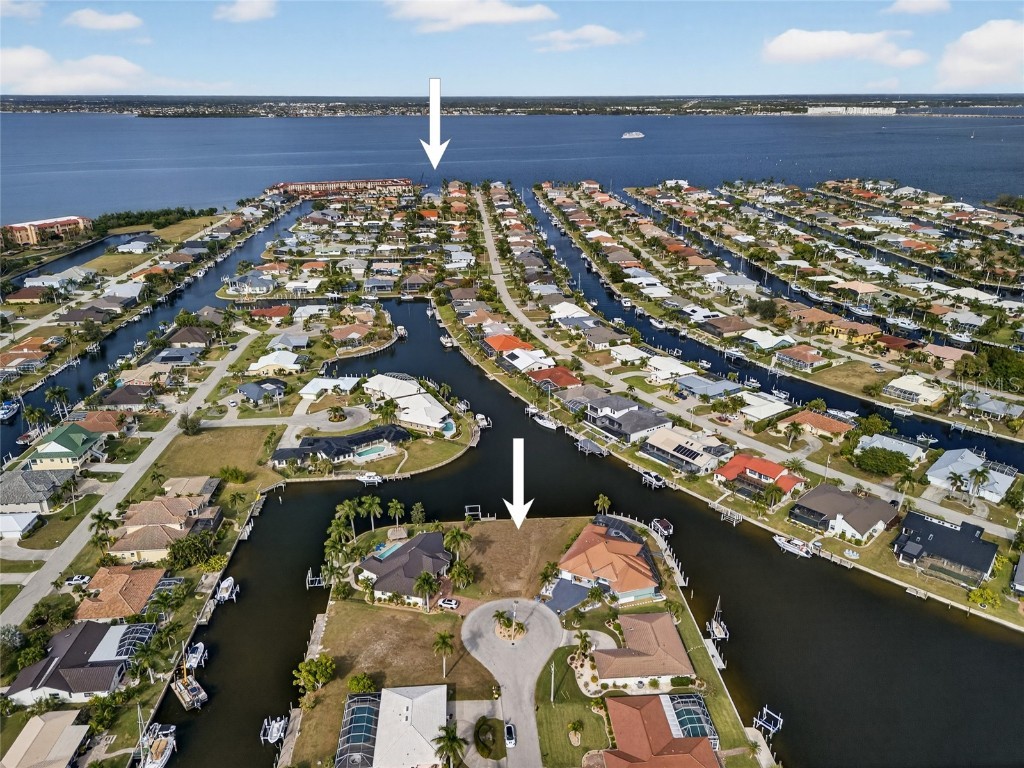 100 Bayshore Court Punta Gorda FL 33950 - KINGFISH LAGOON C7518405 image2