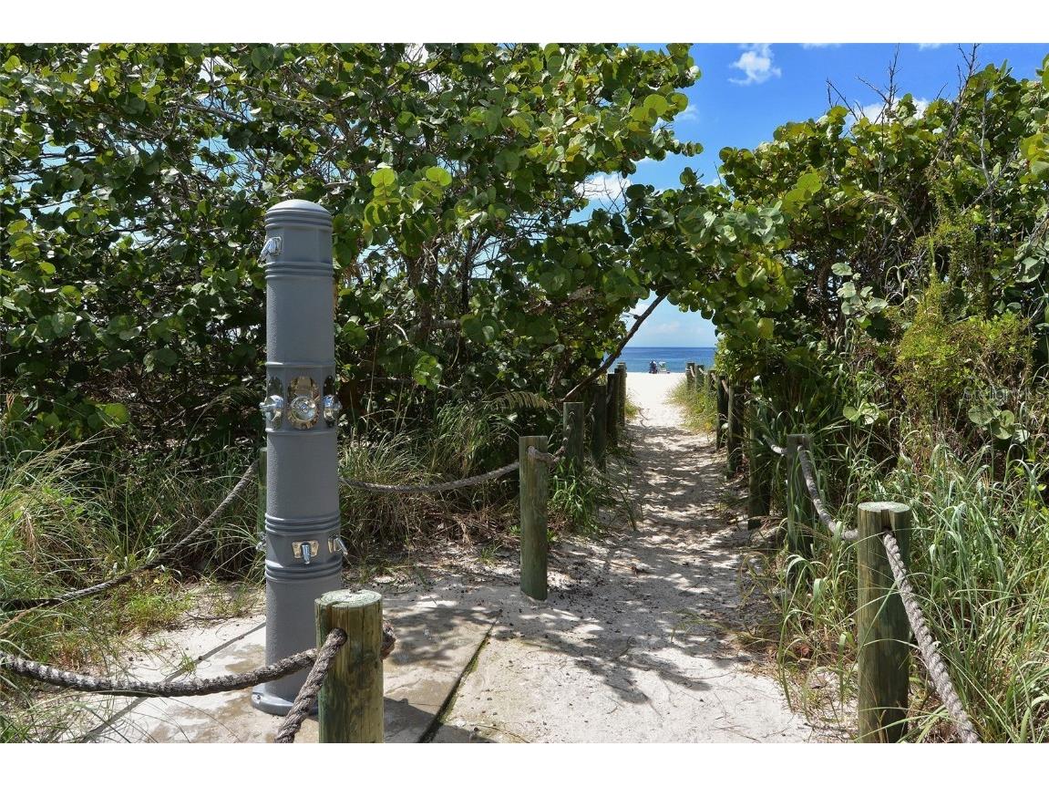 100 Bayshore Road #C Nokomis FL 34275 A4666694 image29