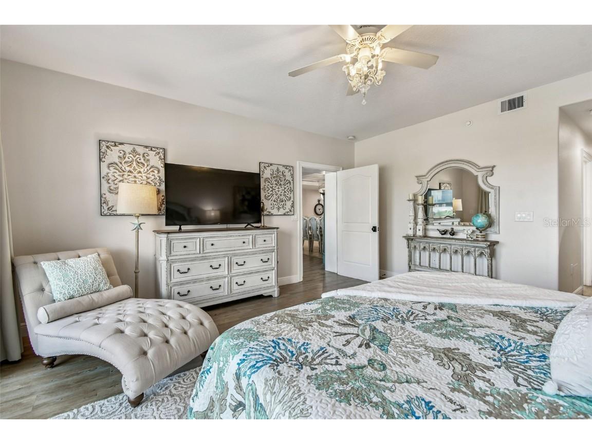 100 Bayside Drive #202 Clearwater Beach FL 33767 TB8398942 image21