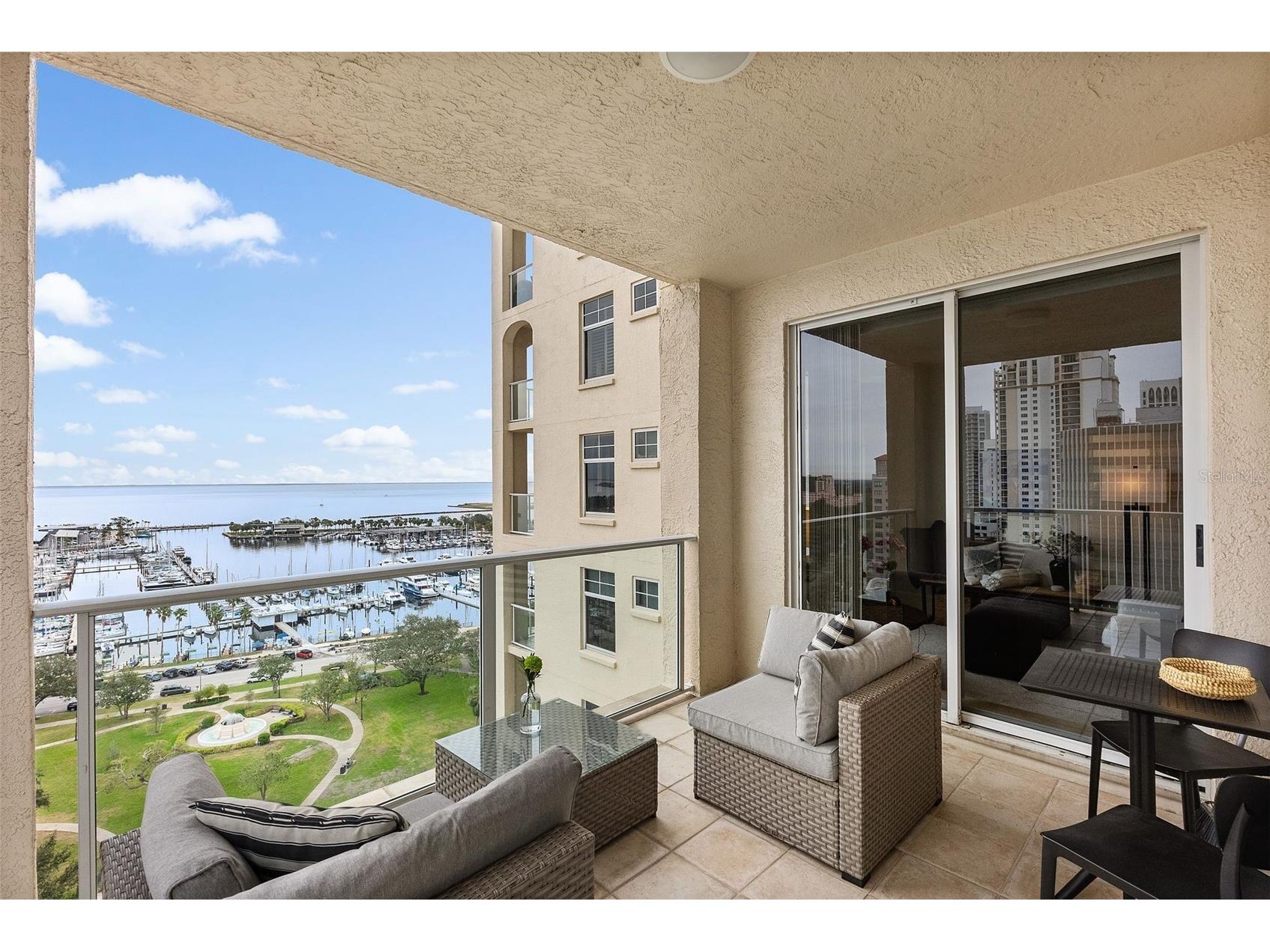 100 Beach Drive NE #1501 Saint Petersburg FL 33701 TB8481559 image18