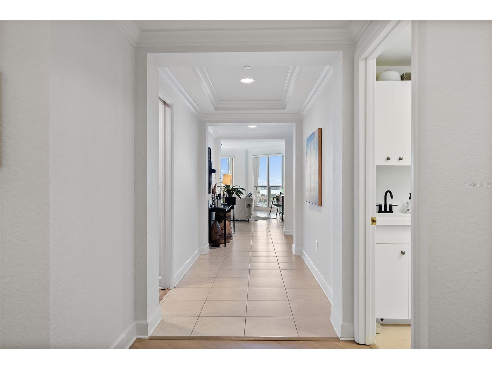 100 Beach Drive NE #1501 Saint Petersburg FL 33701 TB8481559 image3