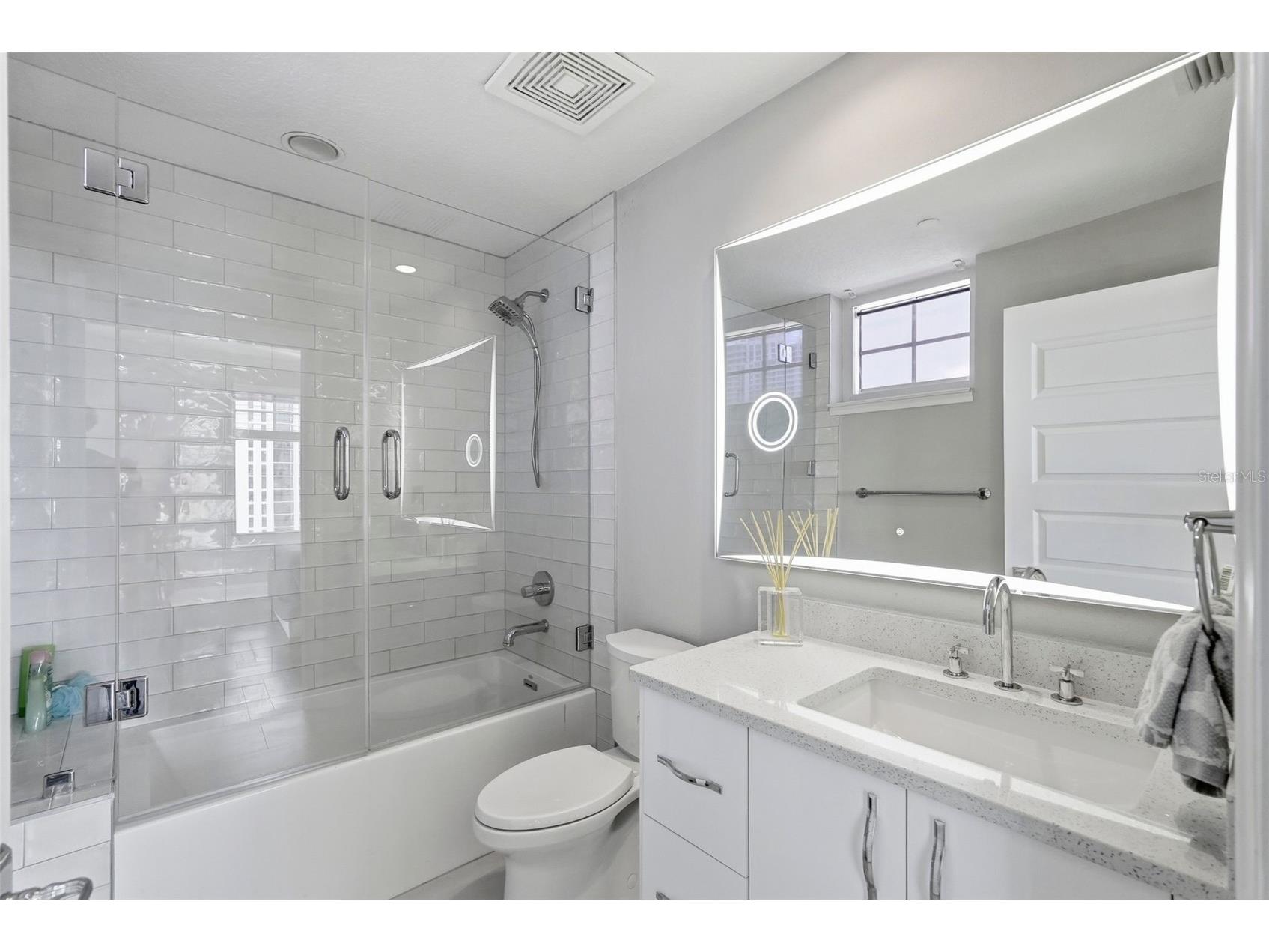 100 Beach Drive NE #1900 Saint Petersburg FL 33701 - TAMPA BAY TB8526851 image21