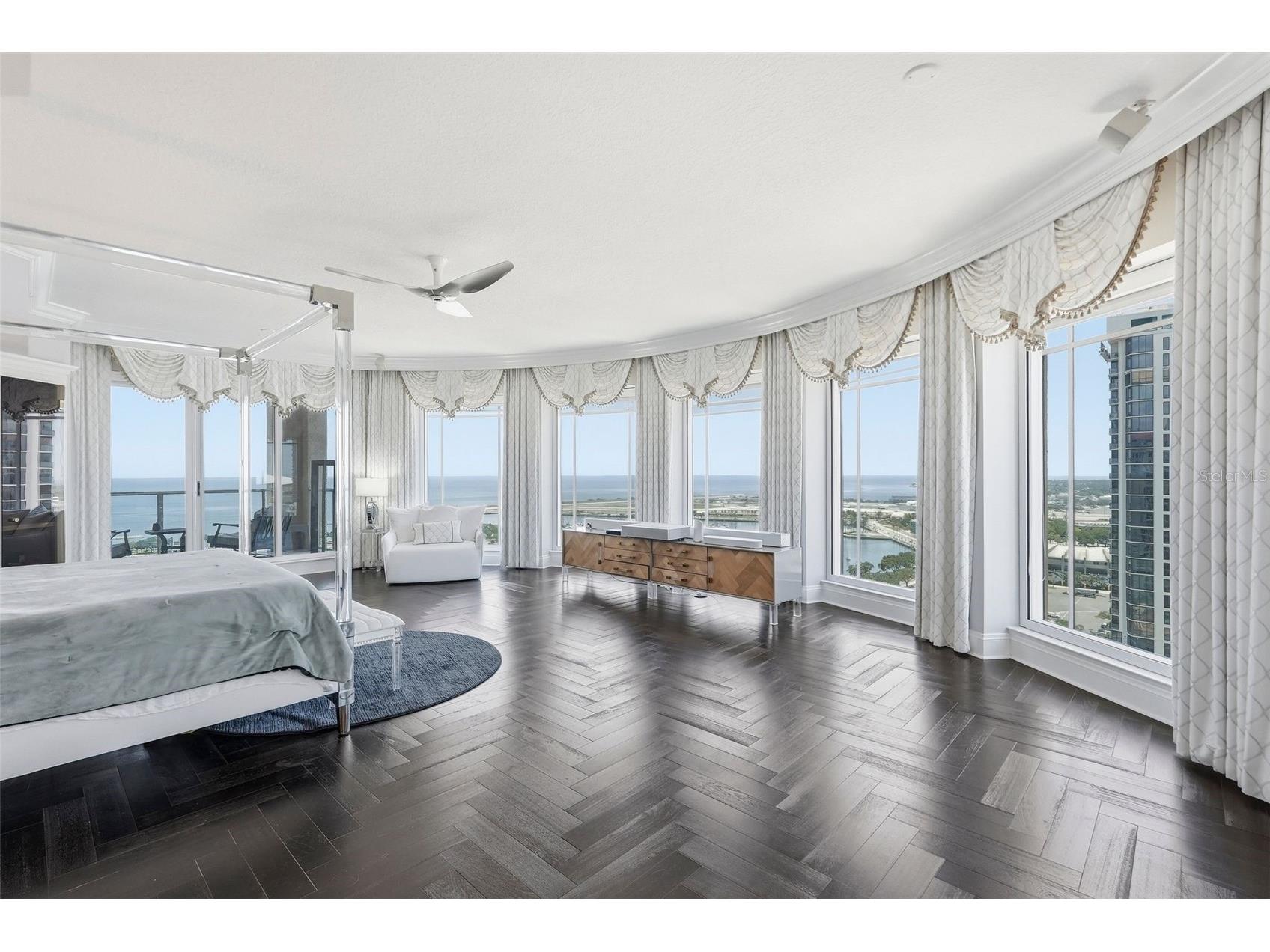 100 Beach Drive NE #1900 Saint Petersburg FL 33701 - TAMPA BAY TB8526851 image29