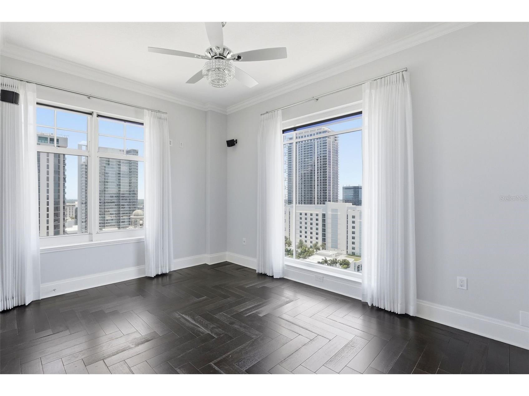 100 Beach Drive NE #1900 Saint Petersburg FL 33701 - TAMPA BAY TB8526851 image33