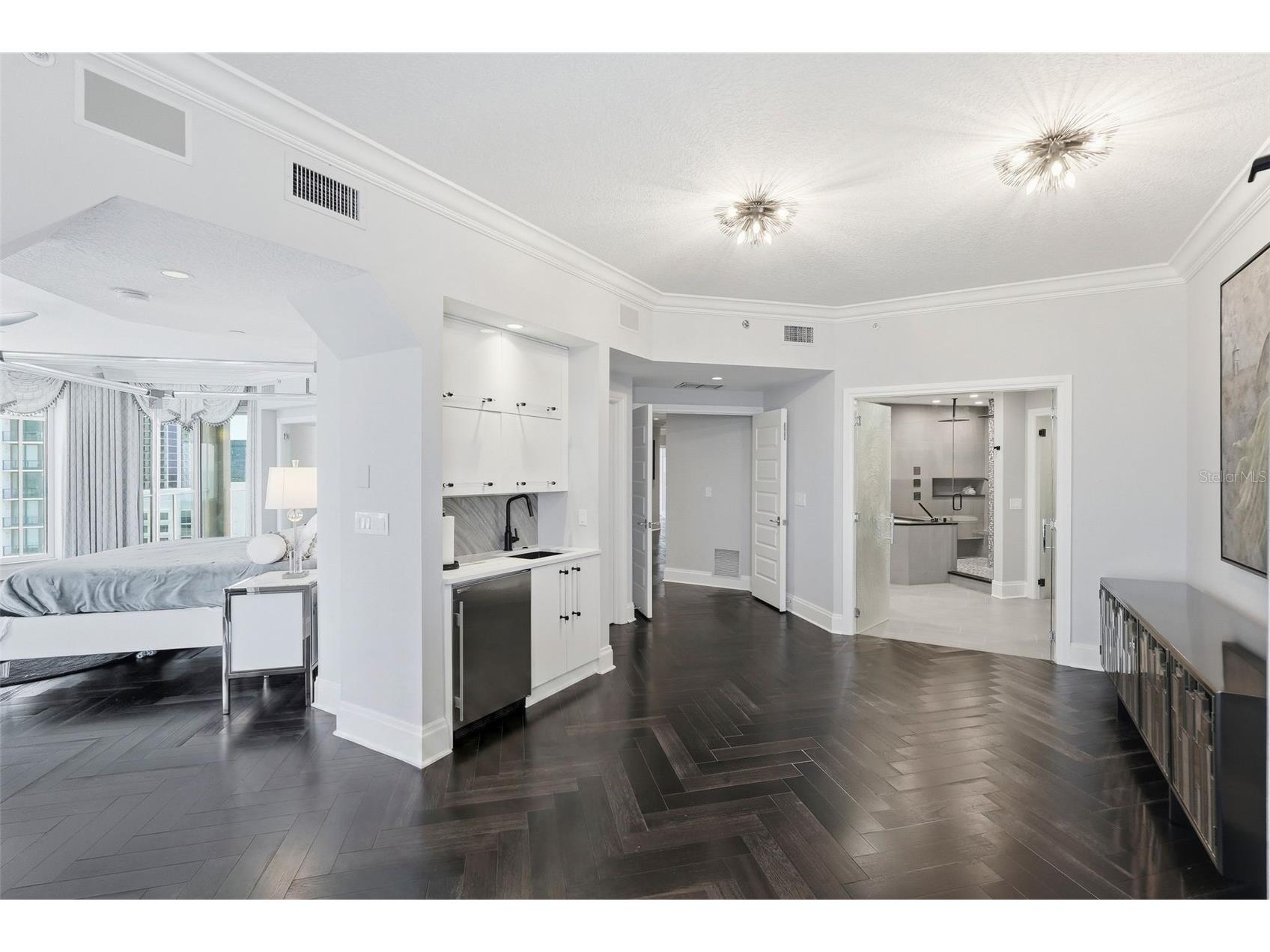 100 Beach Drive NE #1900 Saint Petersburg FL 33701 - TAMPA BAY TB8526851 image40
