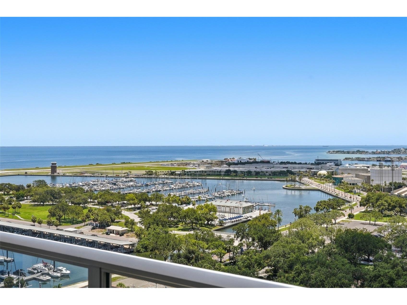100 Beach Drive NE #1900 Saint Petersburg FL 33701 - TAMPA BAY TB8526851 image45