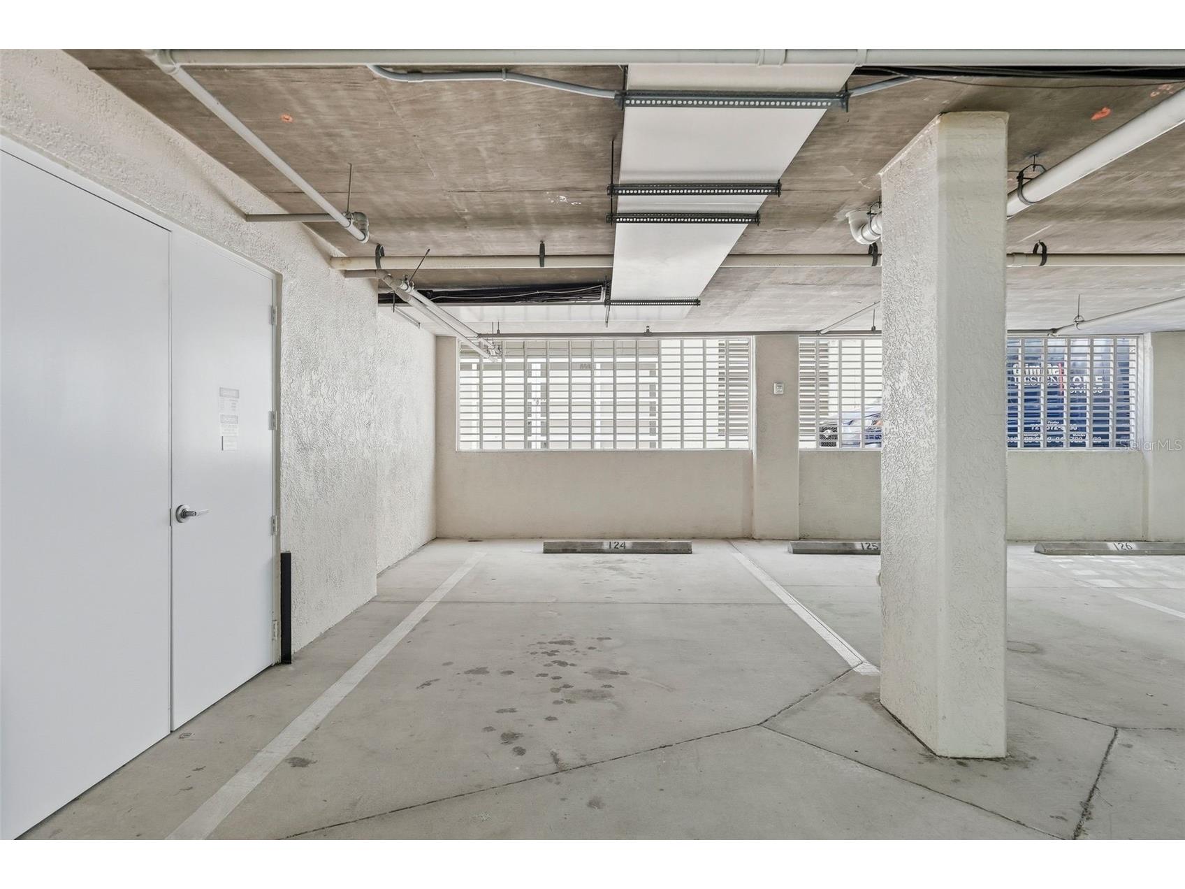 100 Beach Drive NE #1900 Saint Petersburg FL 33701 - TAMPA BAY TB8526851 image58