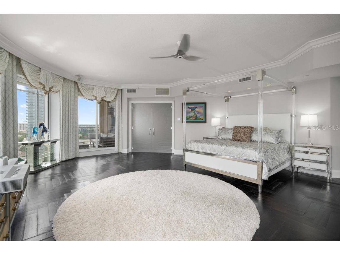 100 Beach Drive NE #1900 Saint Petersburg FL 33701 - TAMPA BAY U8243966 image47