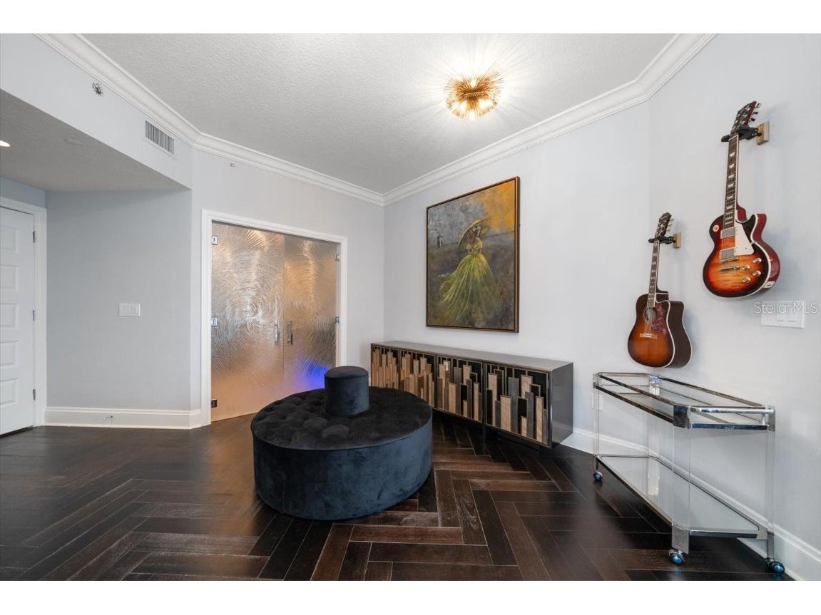 100 Beach Drive NE #1900 Saint Petersburg FL 33701 - TAMPA BAY U8243966 image53