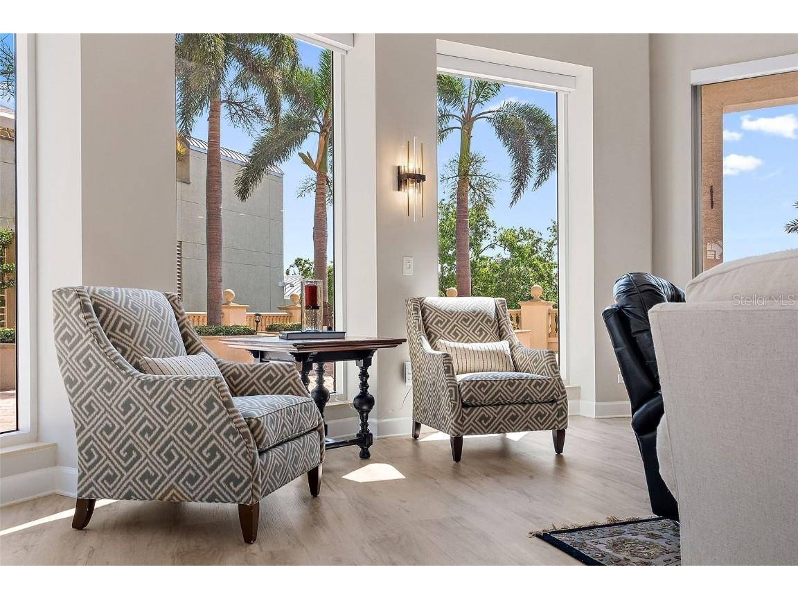 100 Beach Drive NE #301 Saint Petersburg FL 33701 TB8433538 image24