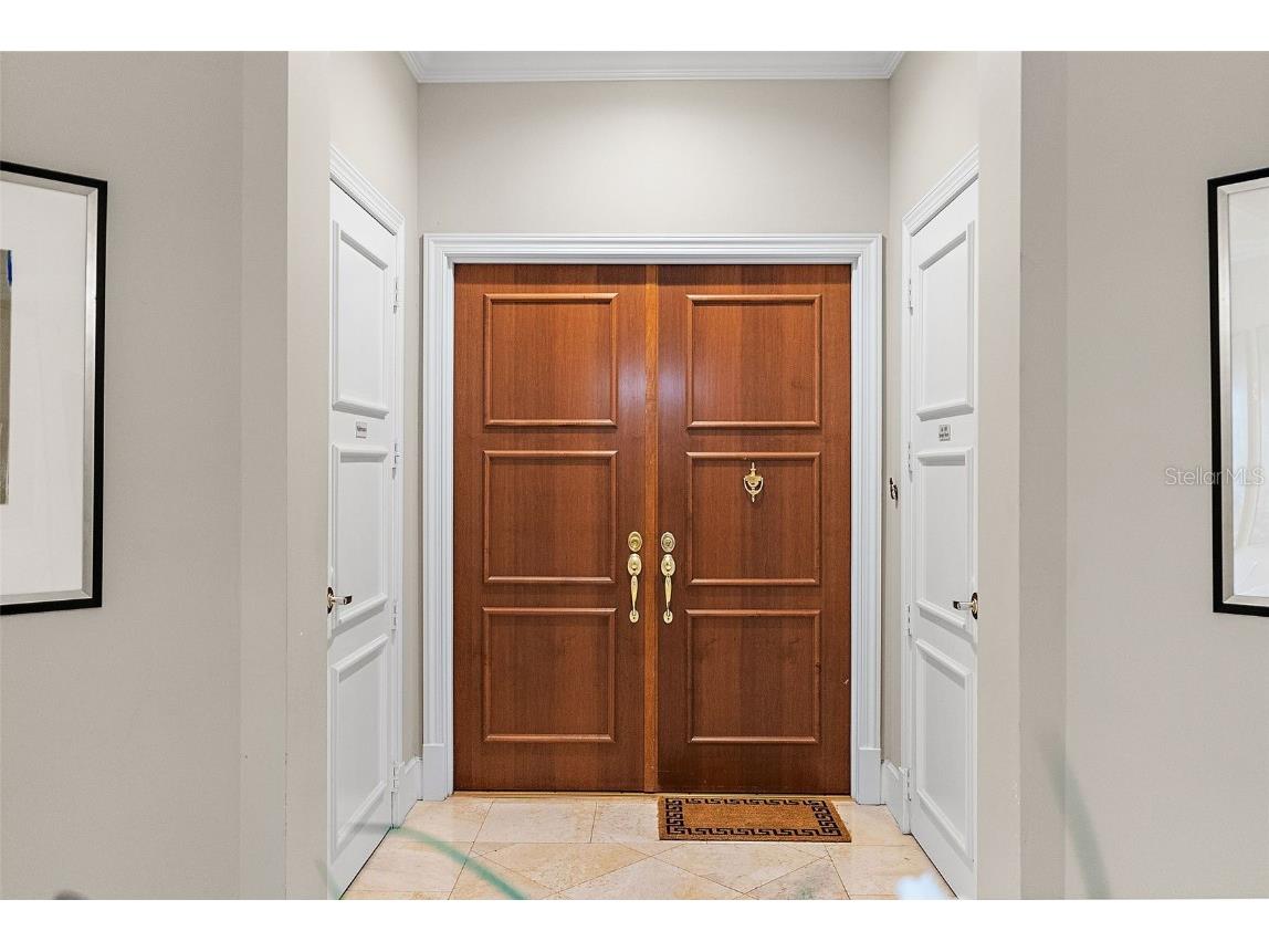 100 Beach Drive NE #301 Saint Petersburg FL 33701 TB8433538 image3