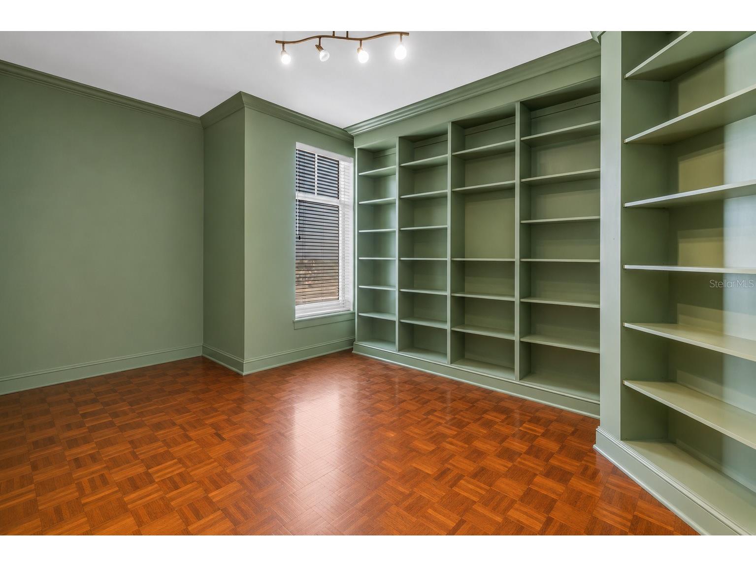 100 Beach Drive NE #702 Saint Petersburg FL 33701 TB8506494 image30
