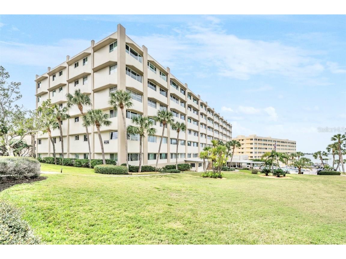 100 Bluff View Drive #103A Belleair Bluffs FL 33770 U8224869 image1