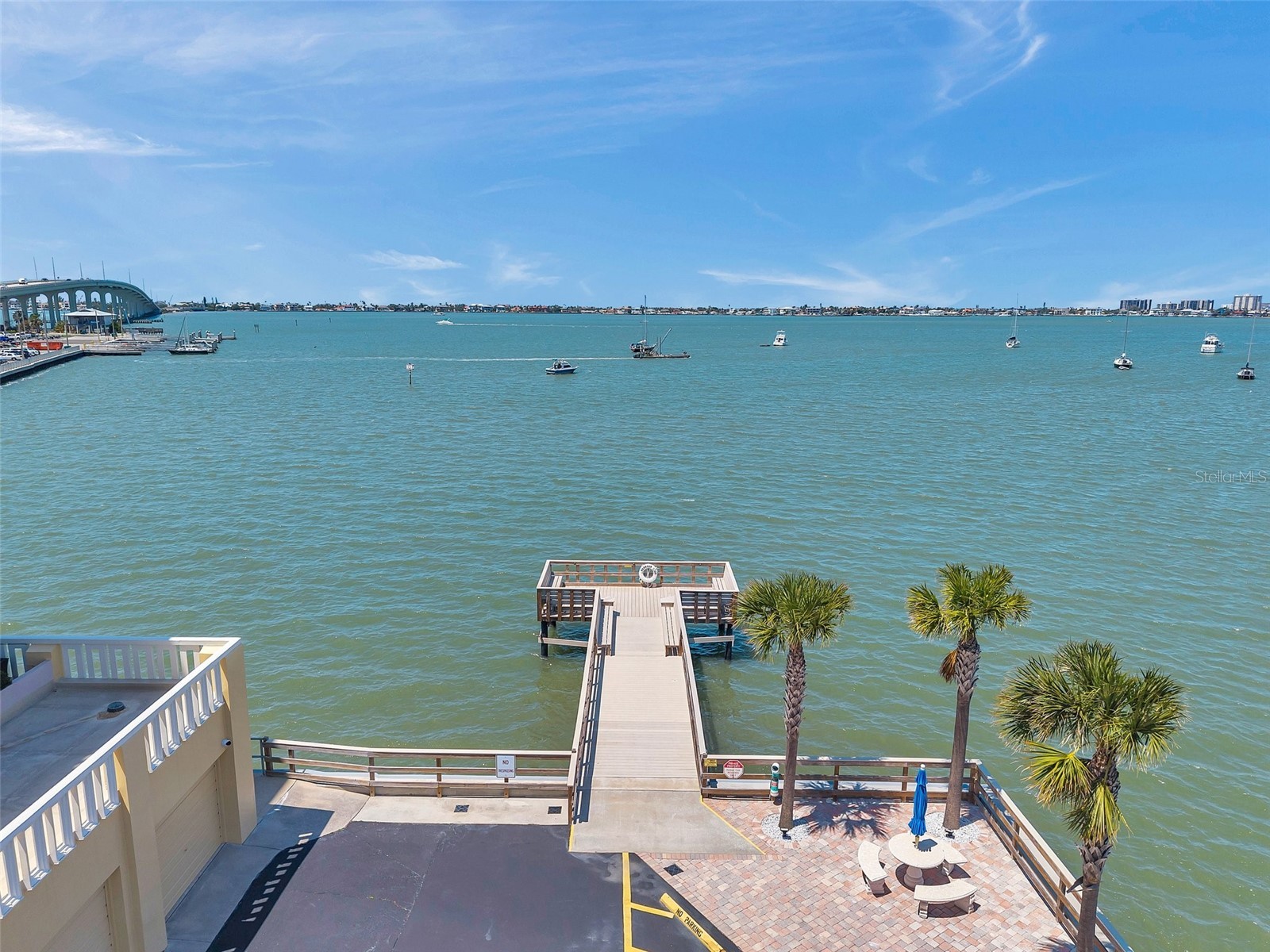 100 Bluff View Drive #104A Belleair Bluffs FL 33770 - INTERCOASTAL WATERWAY TB8437359 image1