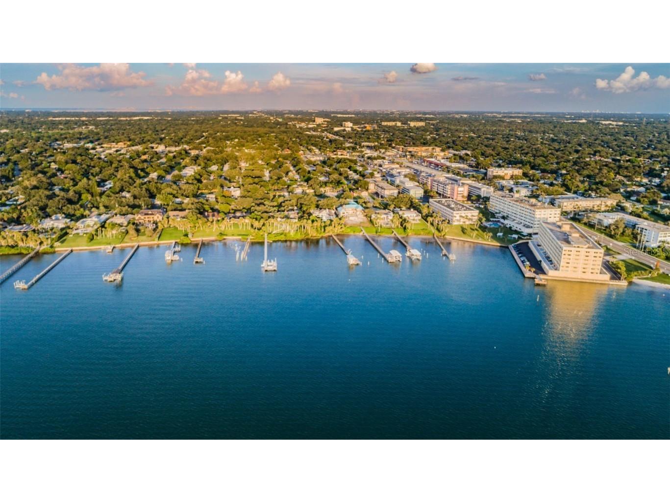 100 Bluff View Drive #110C Belleair Bluffs FL 33770 - CLEARWATER BAY U8229427 image1