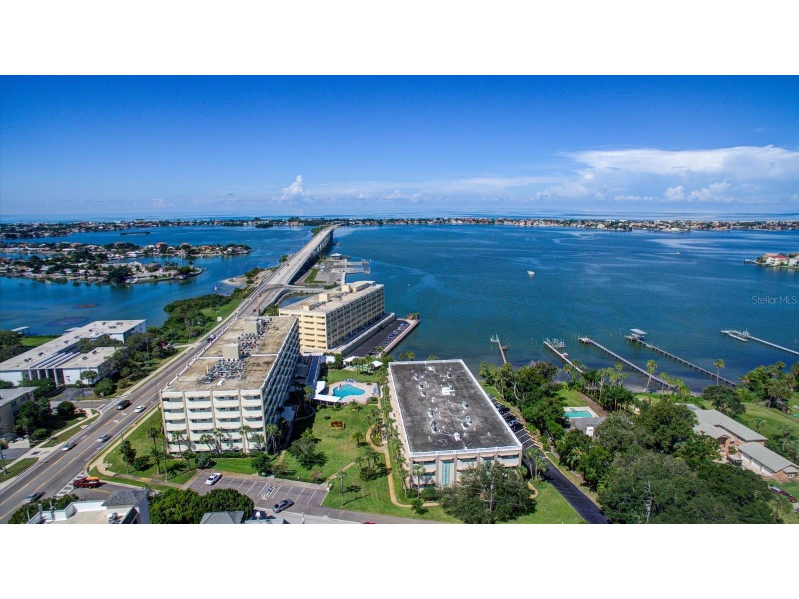 100 Bluff View Drive #114A Belleair Bluffs FL 33770 TB8482710 image1