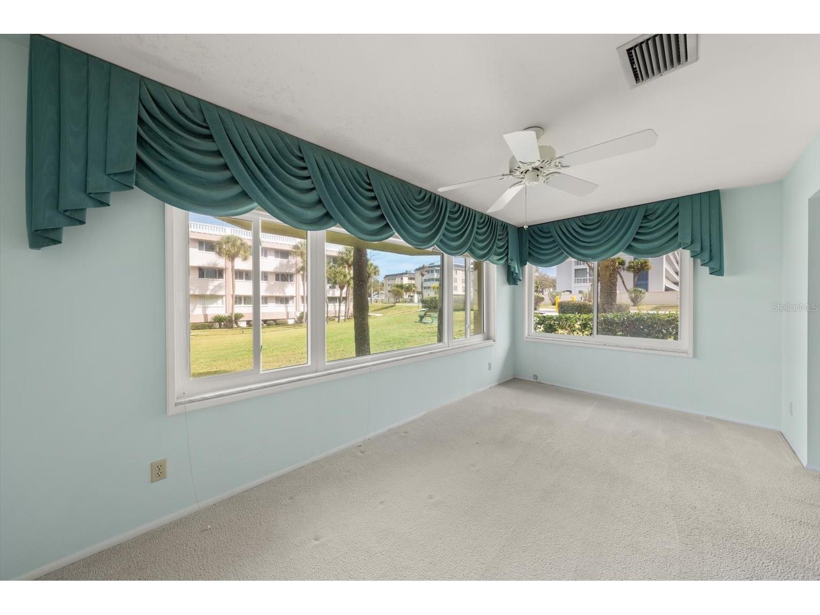 100 Bluff View Drive #114A Belleair Bluffs FL 33770 TB8482710 image19