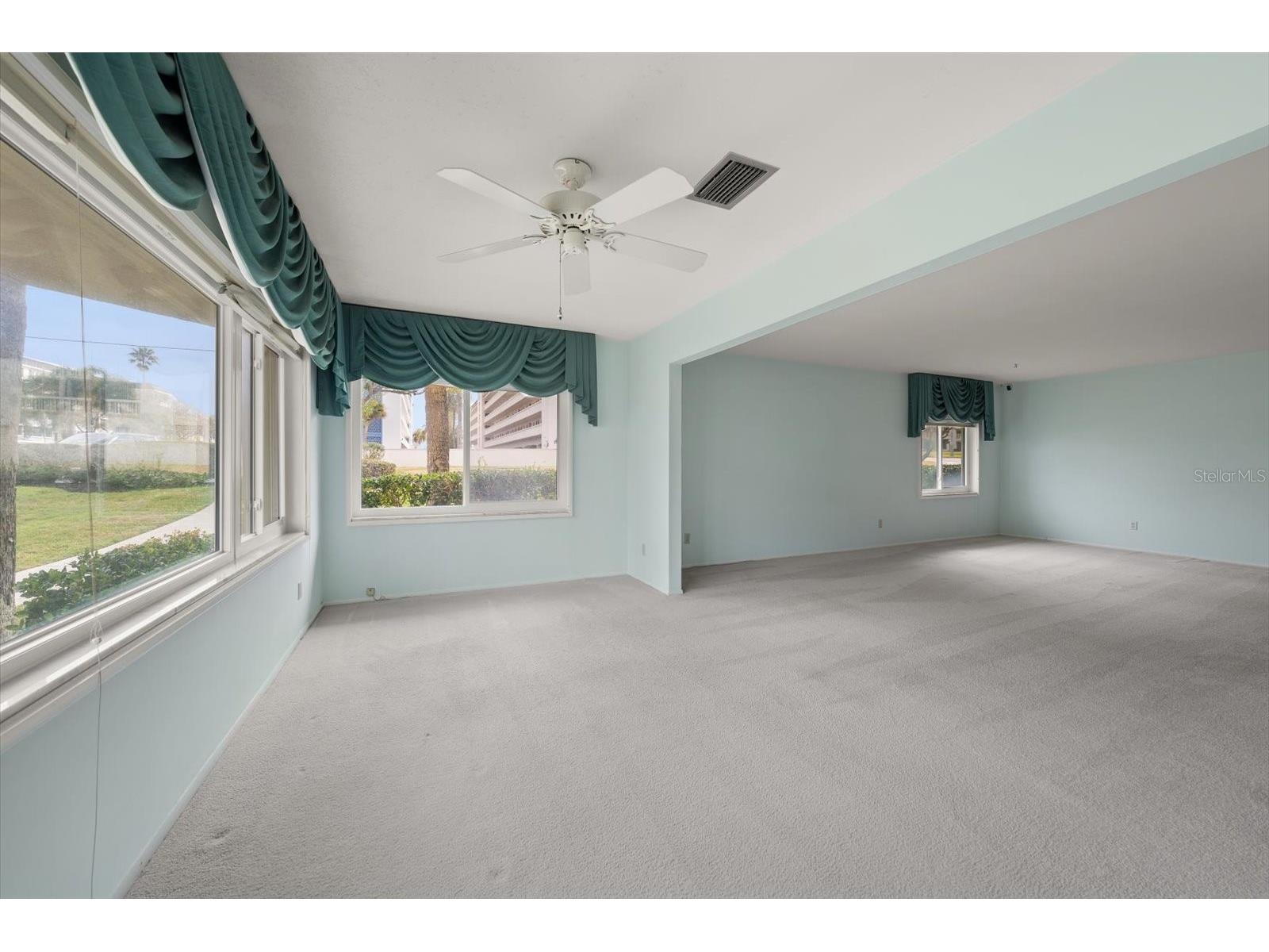100 Bluff View Drive #114A Belleair Bluffs FL 33770 TB8482710 image20