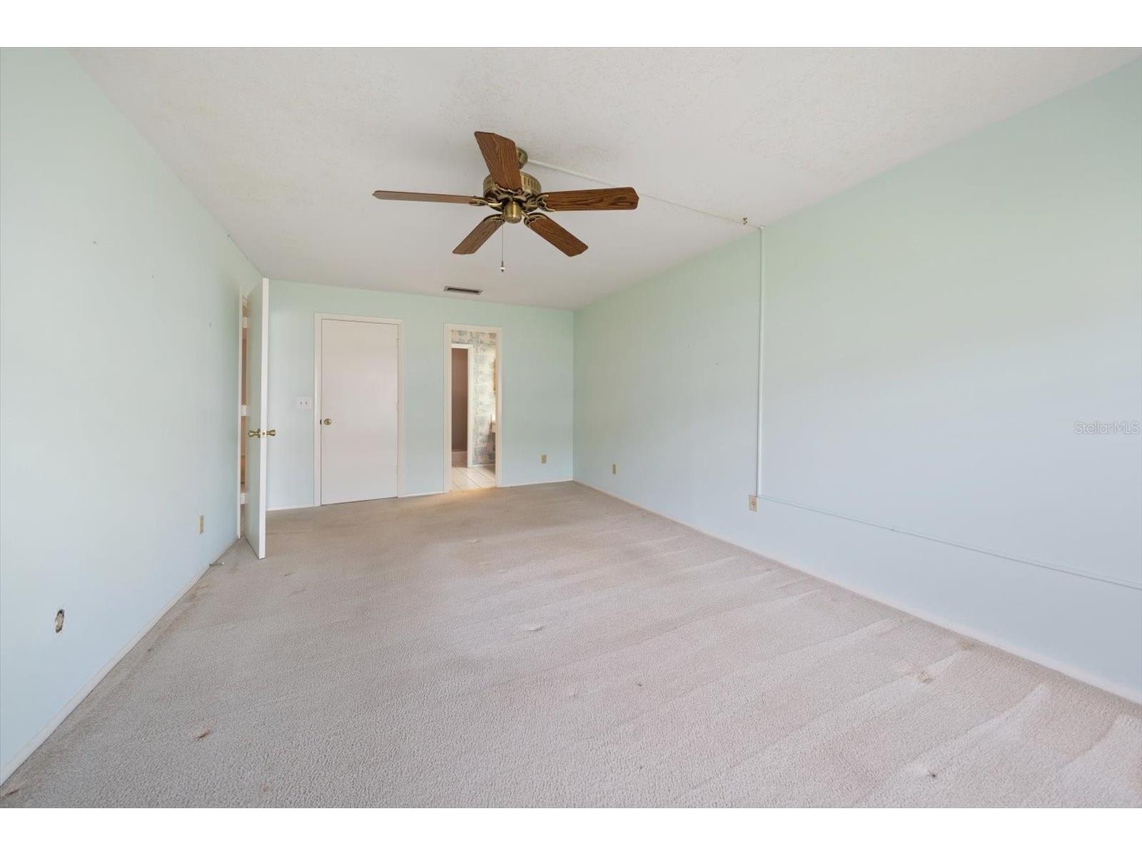 100 Bluff View Drive #114A Belleair Bluffs FL 33770 TB8482710 image22