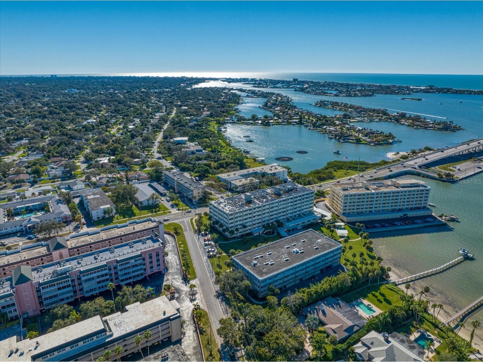 100 Bluff View Drive #114A Belleair Bluffs FL 33770 TB8482710 image41
