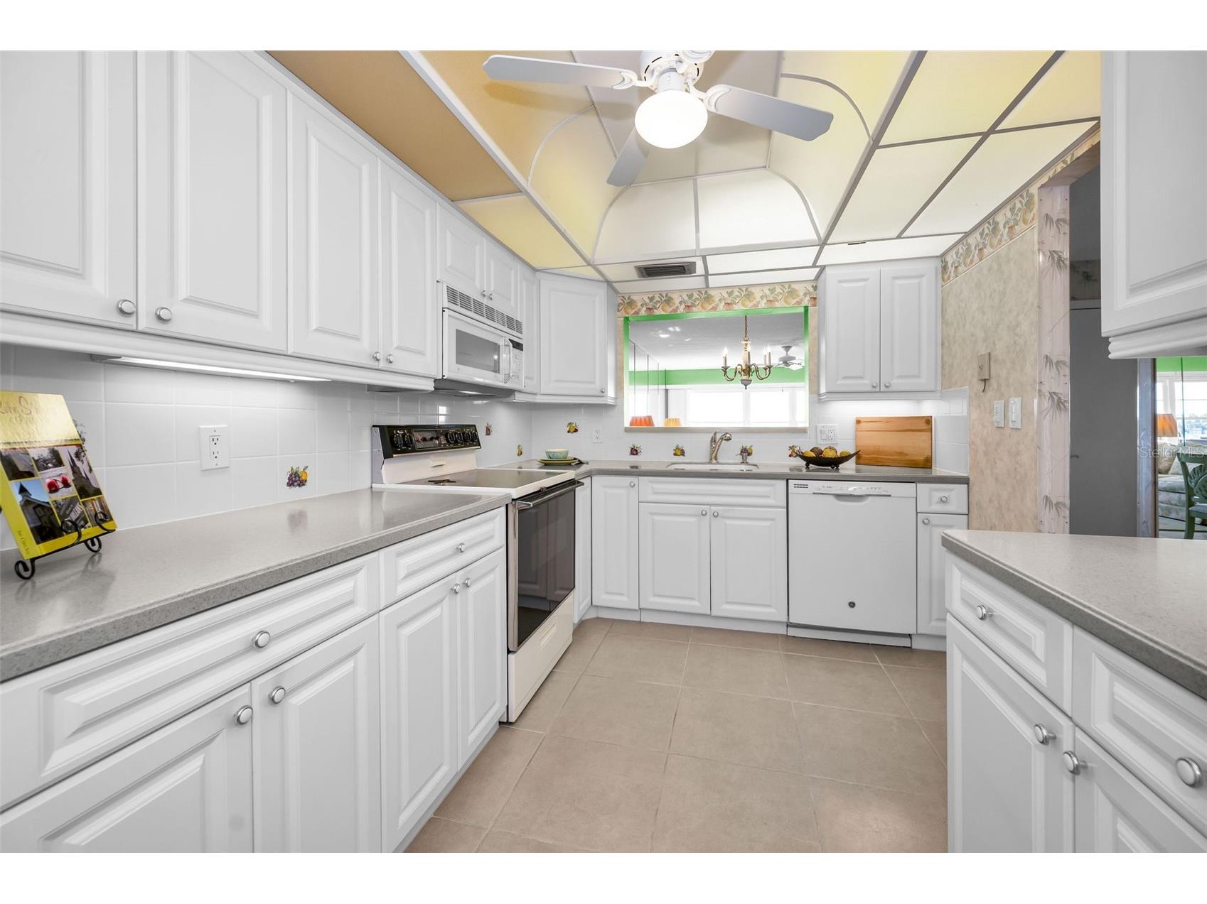 100 Bluff View Drive #207C Belleair Bluffs FL 33770 - CLEARWATER HARBOUR TB8329745 image15