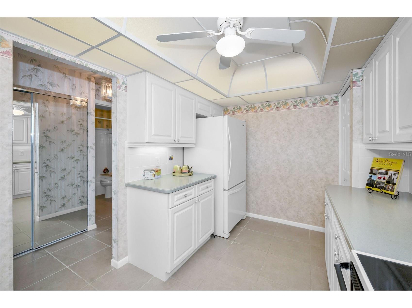 100 Bluff View Drive #207C Belleair Bluffs FL 33770 - CLEARWATER HARBOUR TB8329745 image17