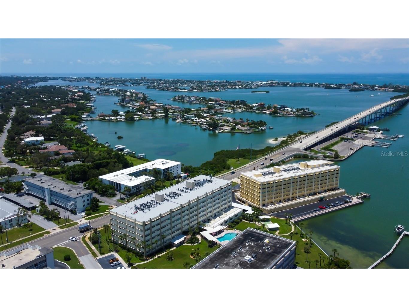100 Bluff View Drive #208A Belleair Bluffs FL 33770 TB8407689 image30