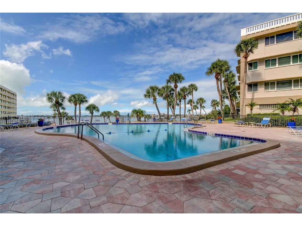 100 Bluff View Drive #208A Belleair Bluffs FL 33770 TB8407689 image32