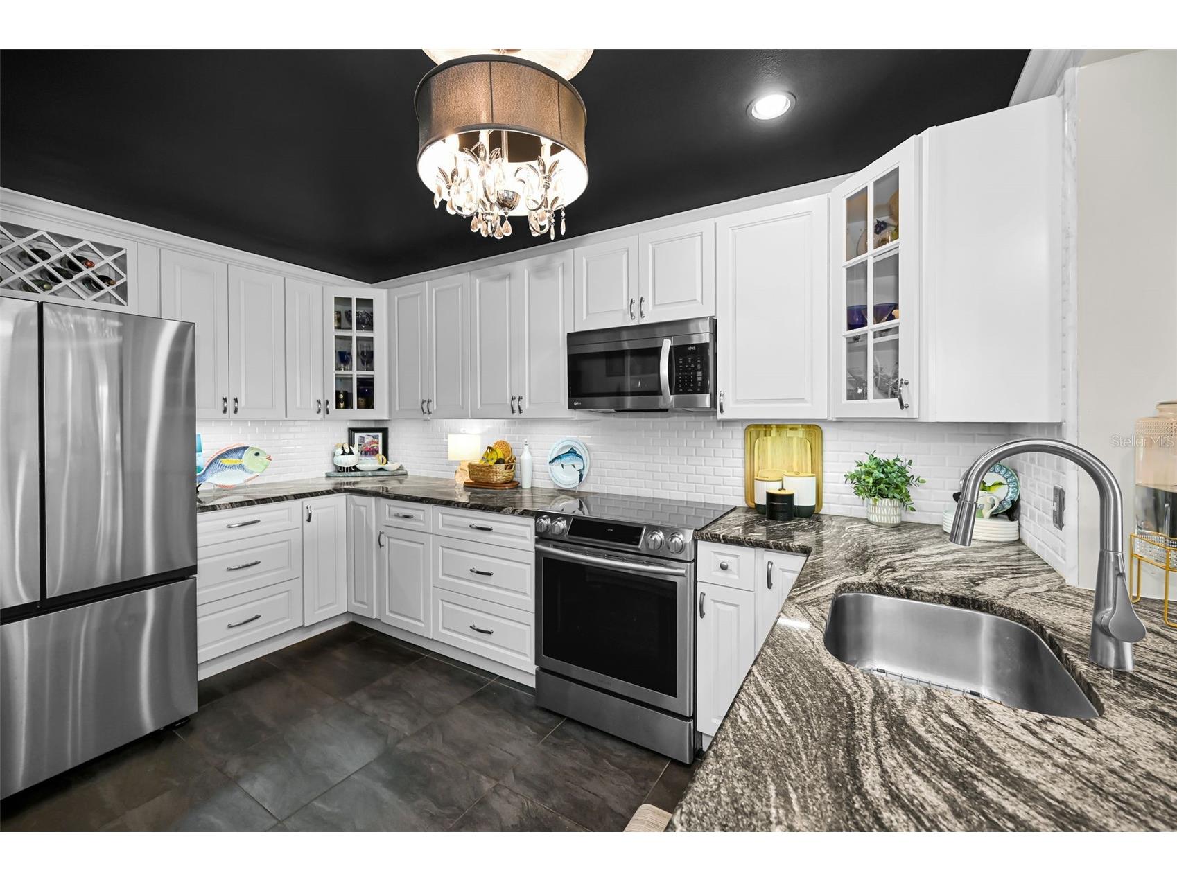 100 Bluff View Drive #211C Belleair Bluffs FL 33770 - CLEARWATERHARBOUR INTERCOASTAL TB8517309 image21